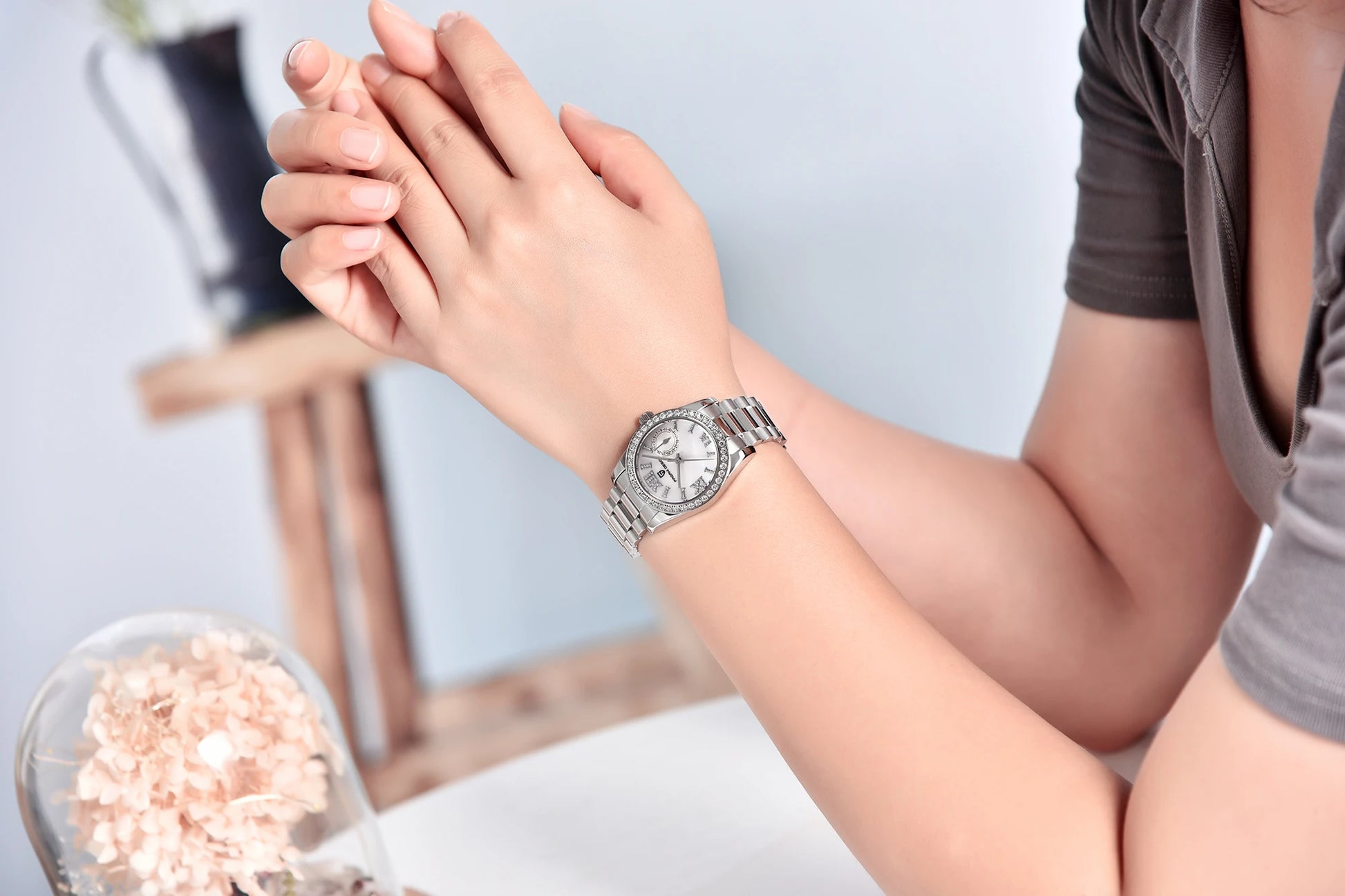 NEW Pagani Design Women's Elegant Jewel Fashion Sapphire Quartz 32mm Watch - Top G Watches